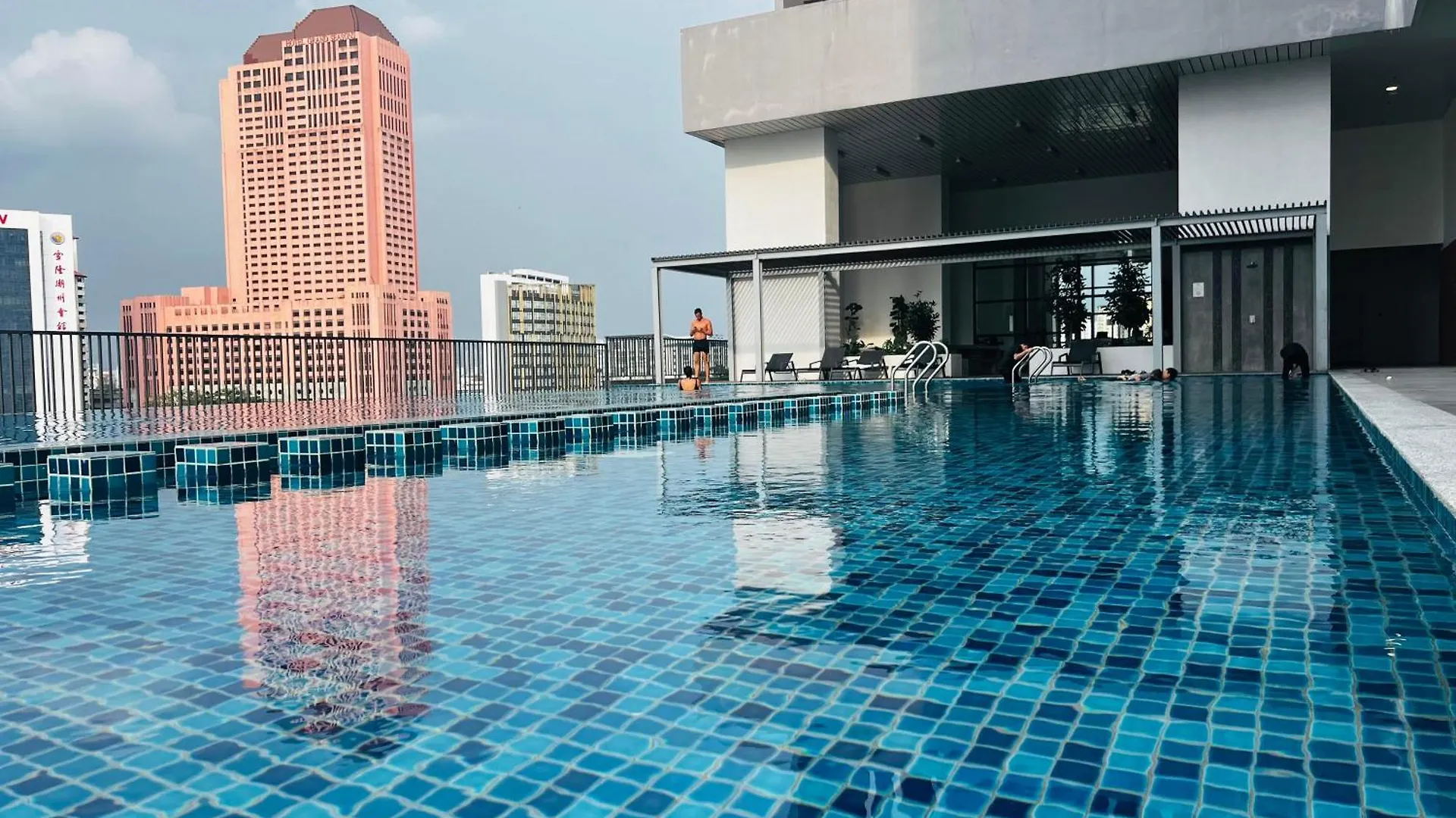 Chamber Kl Residence By Moon Orchid Kuala Lumpur Malesia